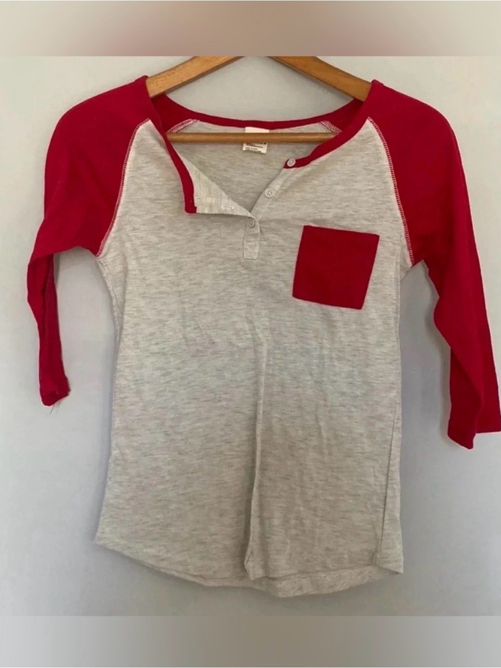 Zine Heather Gray and Red Baseball 3/4 Sleeve Top Size Small